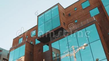 现代风格<strong>办公大楼</strong>镜子玻璃窗